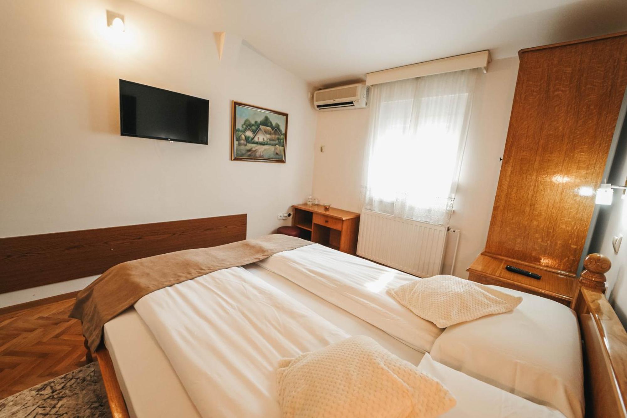 B&B Passage Sremska Mitrovica Exterior foto